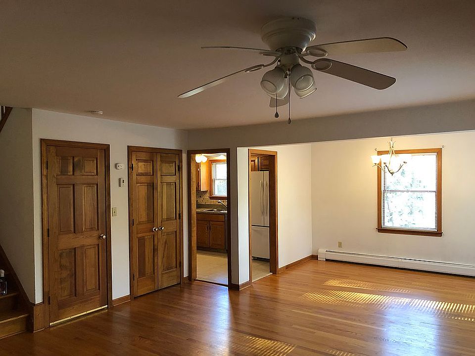 58 Rowley Rd, Woodbury, CT 06798 Zillow