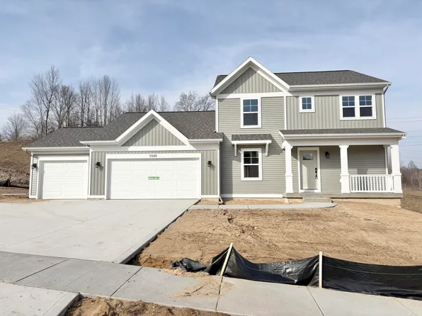 5949 Valley Point Dr SE, Caledonia, MI 49316