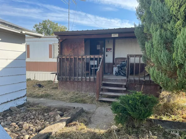 1271 S 11th St, Payette, ID 83661