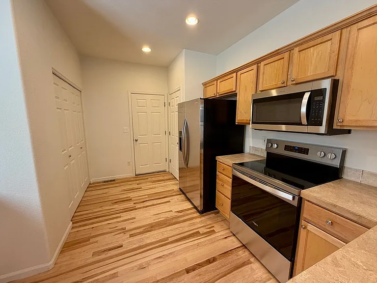 3302 68th Avenue Ct — Photo 10