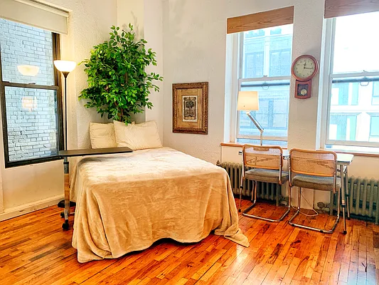 Rented by Corcoran | media 10