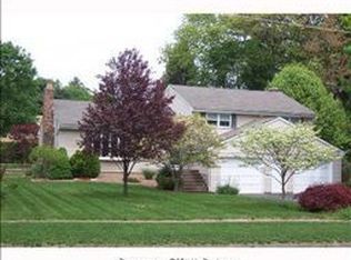 67 Heywood Dr, Glastonbury, CT 06033