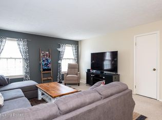 1007 Lake Pl APT H5, Louisville, KY