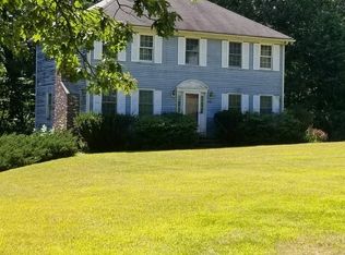 48 Hanson Rd, Charlton, MA 01507