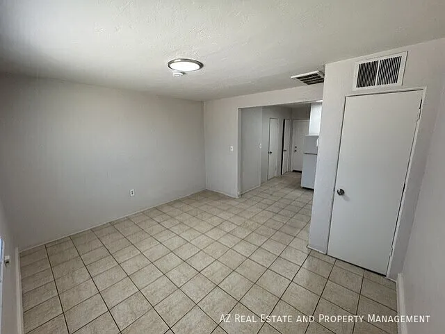1405 W Clarendon Ave #2 — Photo 23