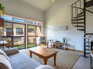 11591 Snowpeak Way #407, Truckee, CA 96161