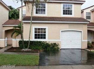 521 SW 178th Way, Pembroke Pines, FL 33029