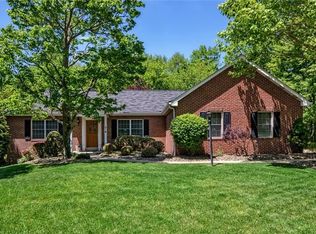 218 Whispering Oaks Dr, Cranberry Township, PA 16066