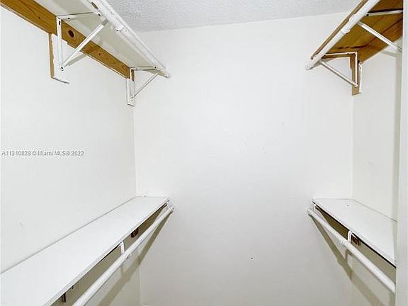 4th image of 9350 Fontainebleau Blvd #314-IV