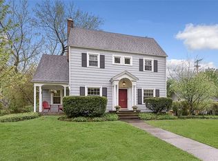 17130 Fernway Rd, Shaker Heights, OH 44120