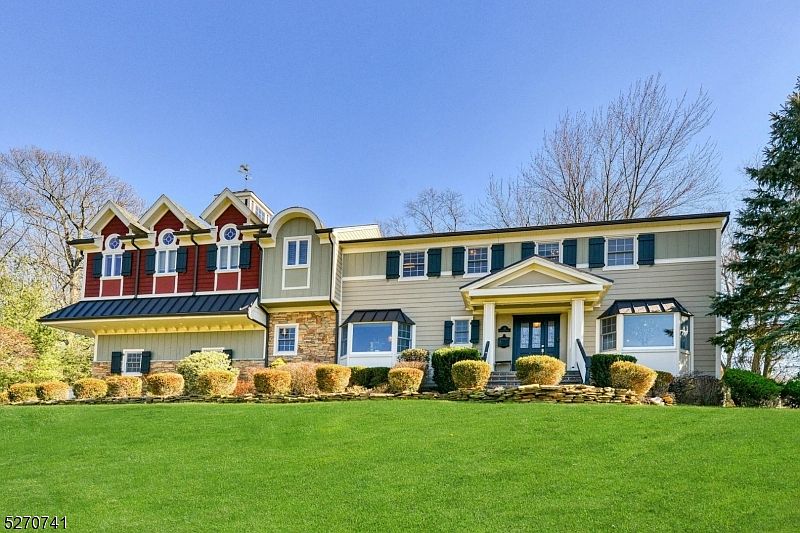 1st image of 19 Stonewall Dr