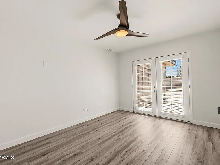 2219 N 74th Pl — Photo 19