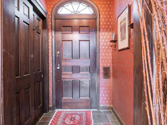 3rd image of 19635 Shrewsbury Rd