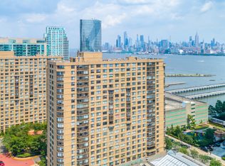 Waterside Square South at Newport, Jersey City, NJ 07310