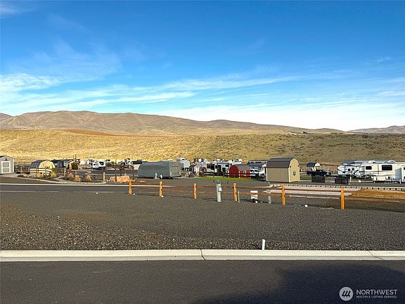 3rd image of 1769 Naches Wenas Rd #47