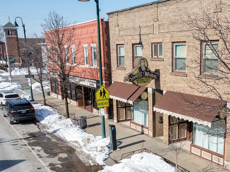 6804 Detroit Ave #3 — Photo 3