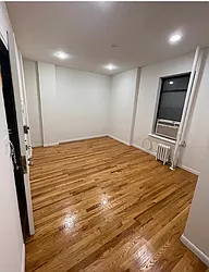 Rented by KNOCKKNOCK LLC