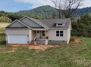 53 Meadow Ridge Rd, Franklin, NC 28734