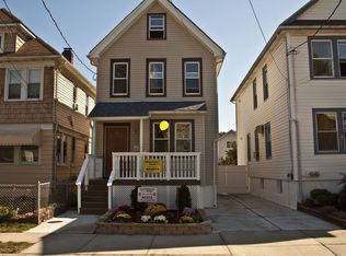 291 Simonson Ave, Staten Island, NY 10303