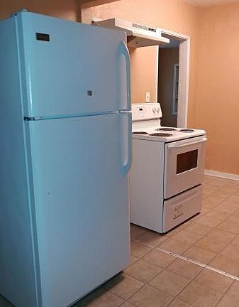 4th image of 1837 E 23rd St #2877