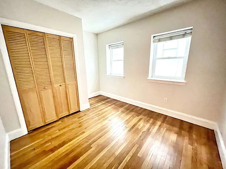 182 Cottage St #101 — Photo 13
