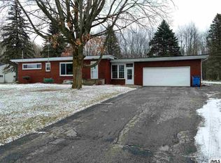 5391 Sharon Dr, Jackson, MI 49203