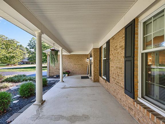 5th image of 185 Dogwood Dr