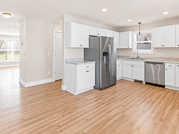 5th image of 1918 Hillside Ave #2