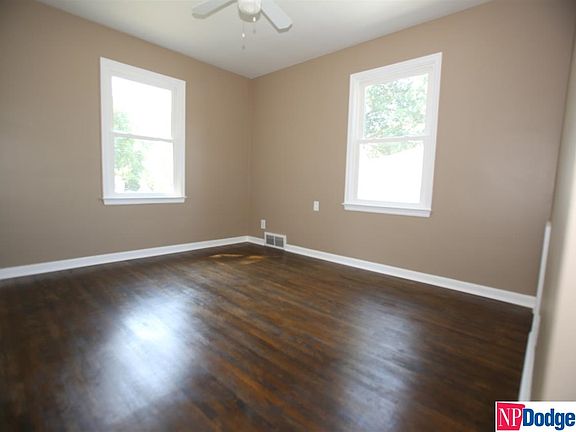 4th image of 6531 Emmet St