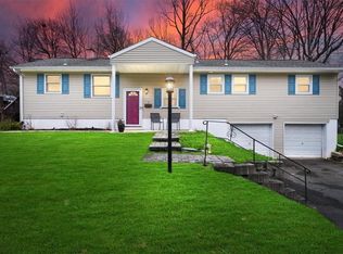 7 Bull Run, West Nyack, NY 10994
