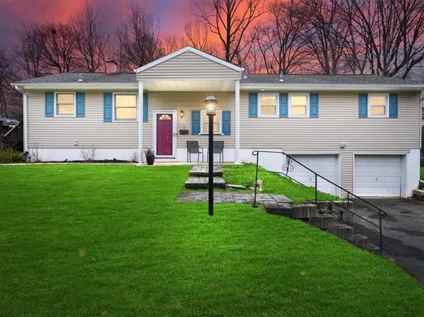 7 Bull Run, West Nyack, NY 10994