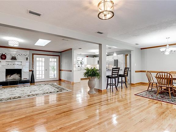 2nd image of 3913 Pheasant Chase Pl