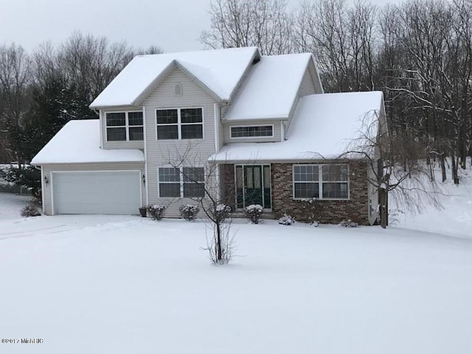 Fairway Ct