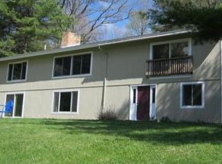 38 Floyd Hill Rd, Groton, MA 01450