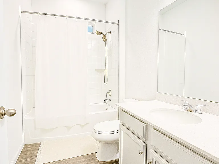 5034 Breezy Acres St — Photo 11
