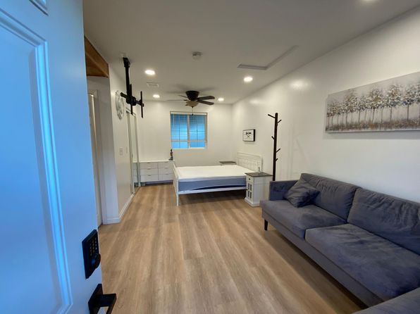 1912 Isla Del Carmen Way
