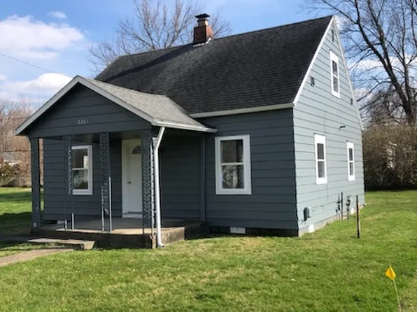 2201 E Harvard Ave, Muncie, IN 47303