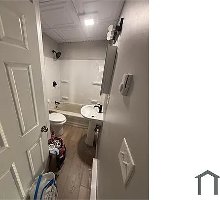 122 Main St #14 — Photo 5