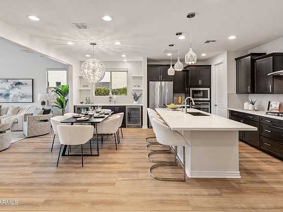 2nd image of 609 E PASARO Drive