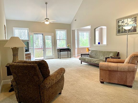 3rd image of 2115 Willow Chase Ct