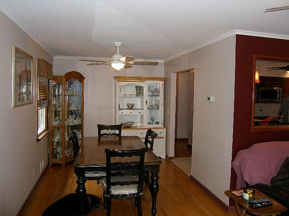 3rd image of 171 Willard Ave
