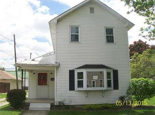 313 W Stevenson St, Gibsonburg, OH 43431