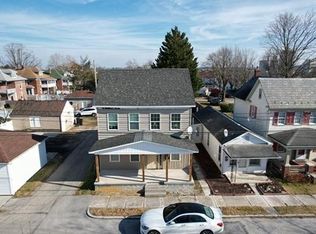 12 Charles St, Hanover, PA 17331