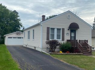 4915 Tioga St, Duluth, MN 55804