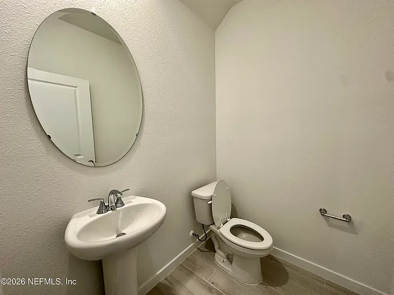 166 Yellowstone Dr — Photo 6