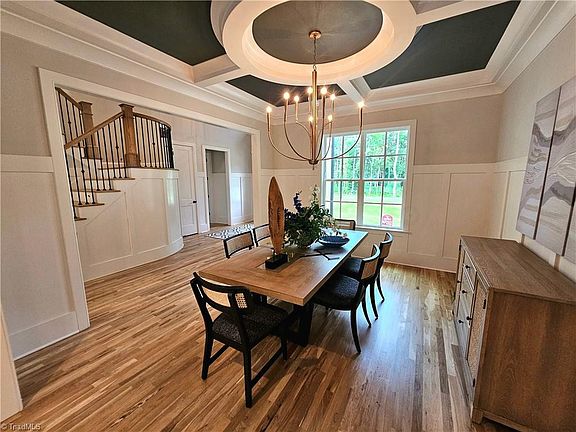 5th image of 1004 Old Hickory Ct
