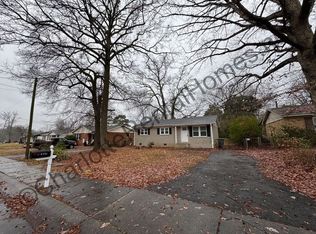 9701 Feldbank Dr, Charlotte, NC 28216