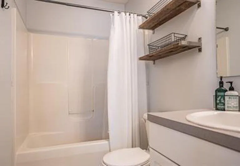 475 Northview Dr — Photo 11