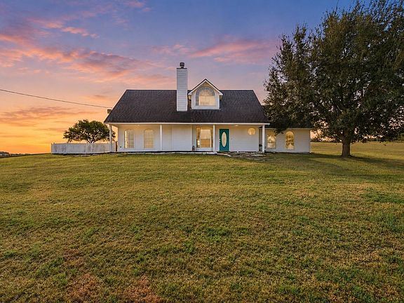 3rd image of 2201 Bluebonnet Blvd