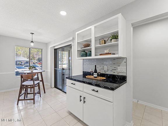 5th image of 7623 BAYMEADOWS Circle #2024